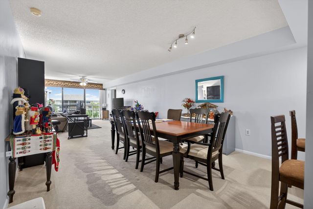 2441 Village Boulevard 405, West Palm Beach, FL 33409