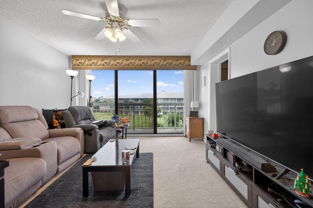 2441 Village Boulevard 405, West Palm Beach, FL 33409