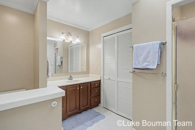 945 Bay Ridge Drive, Holland, MI 49424