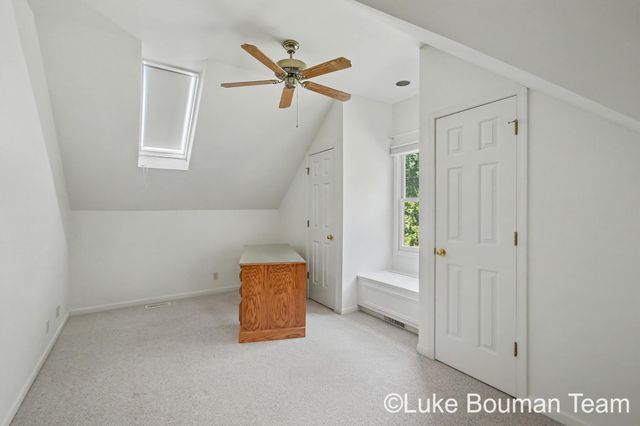 945 Bay Ridge Drive, Holland, MI 49424