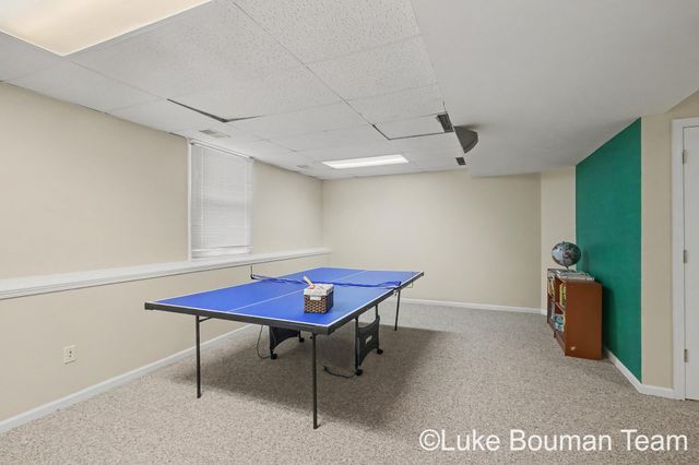 945 Bay Ridge Drive, Holland, MI 49424