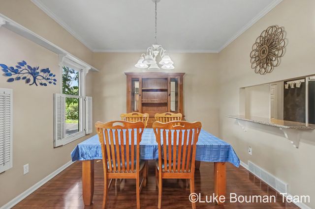 945 Bay Ridge Drive, Holland, MI 49424