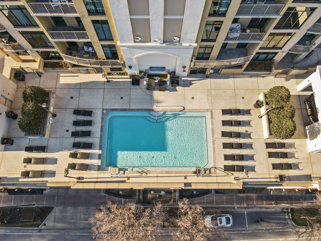 1510 Demonbreun St Apt 906, Nashville, TN 37203