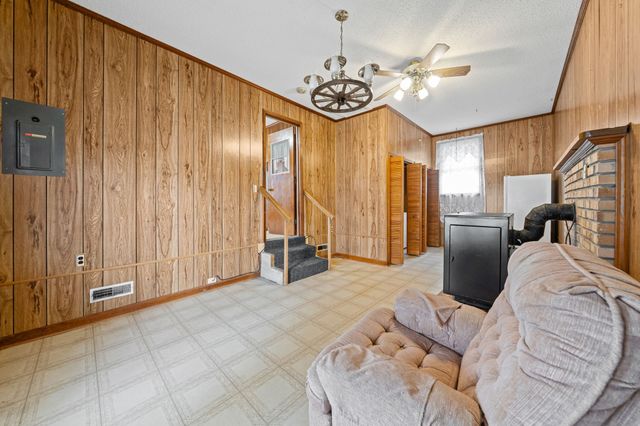 2311 Pendleton Dr, Clarksville, TN 37042