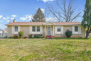 2311 Pendleton Dr, Clarksville, TN 37042