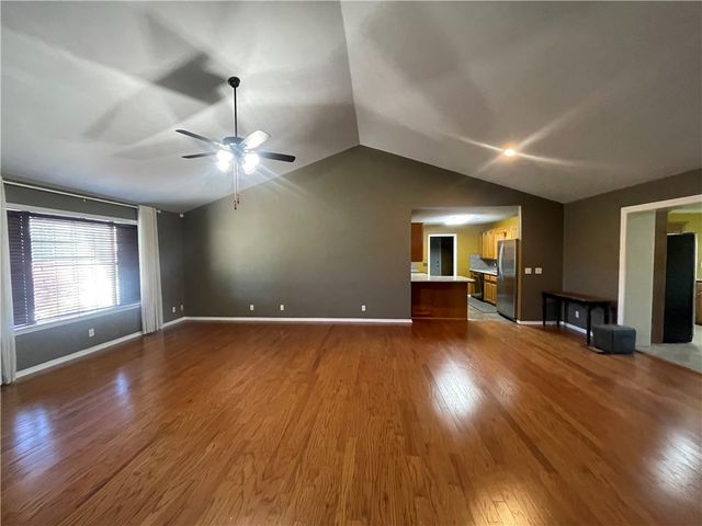 20 Shamrock, Clarksville, AR 72830