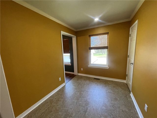 20 Shamrock, Clarksville, AR 72830