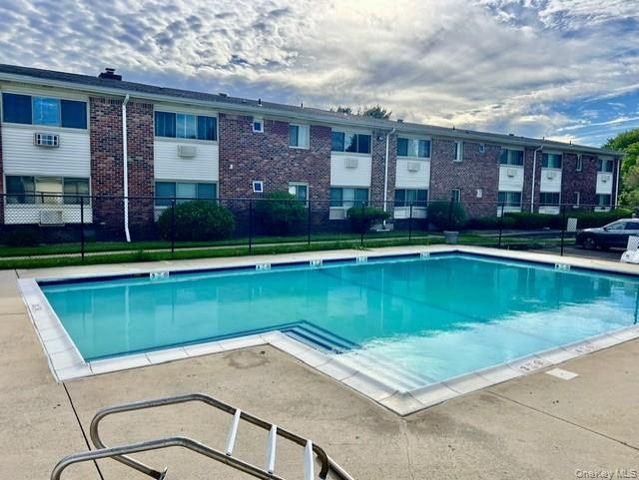 2439 Union Blvd. Apt 2A 2A, Islip, NY 11751
