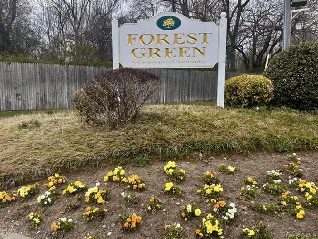 2439 Union Blvd. Apt 2A 2A, Islip, NY 11751