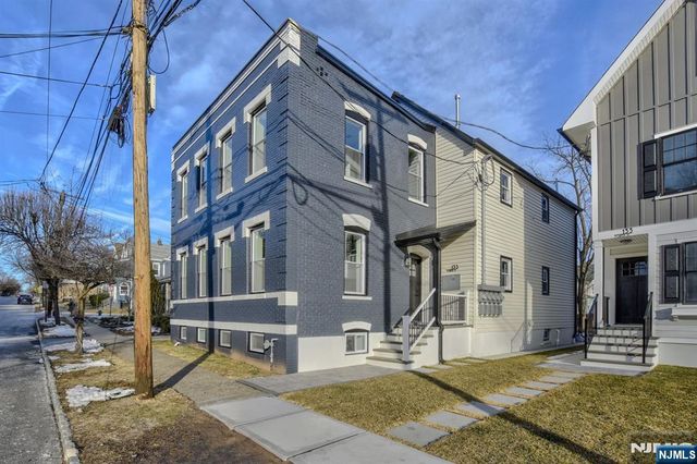 135 Forest Street 2F, Montclair, NJ 07042