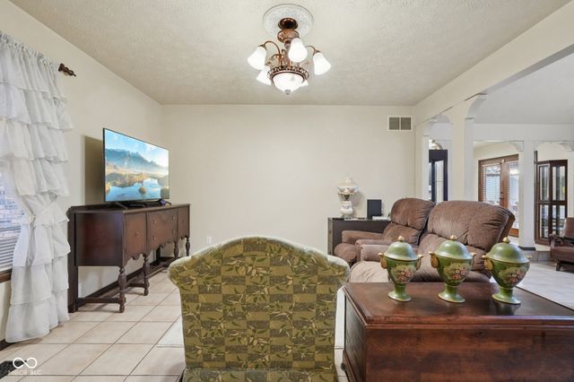 2579 Cardinal Drive, Pittsboro, IN 46167