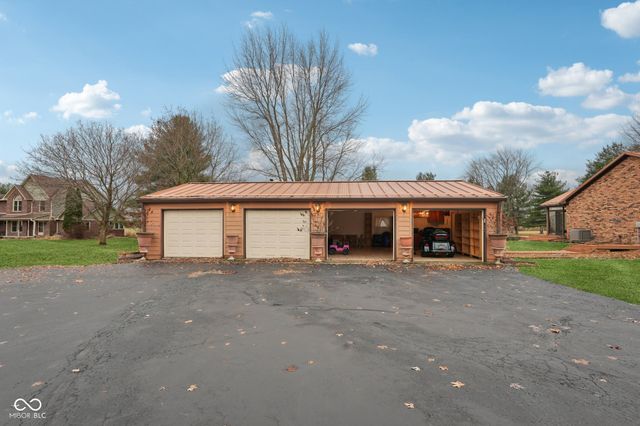 2579 Cardinal Drive, Pittsboro, IN 46167