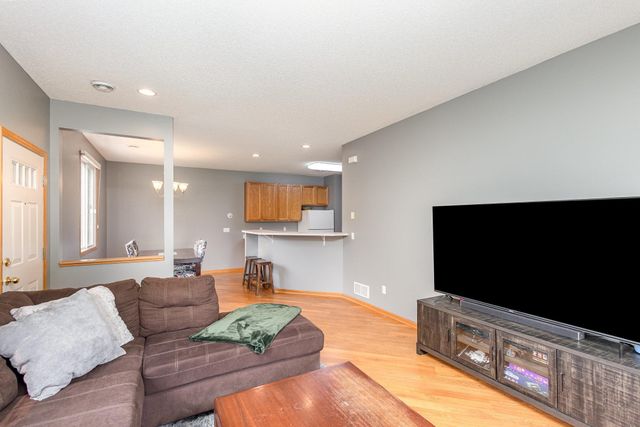 13049 Europa Trail Way N H, Hugo, MN 55038