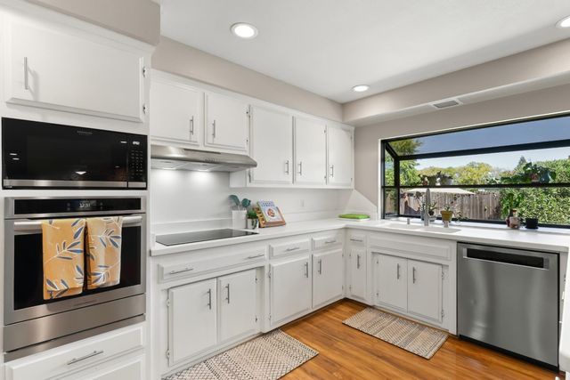 1237 58th Ave, Sacramento, CA 95831