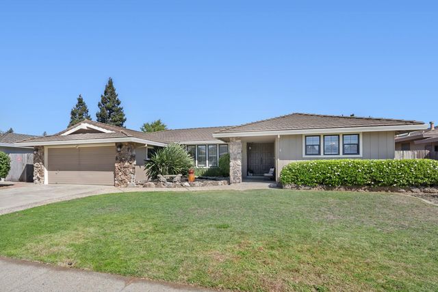 1237 58th Ave, Sacramento, CA 95831