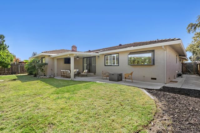 1237 58th Ave, Sacramento, CA 95831