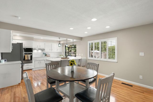 1237 58th Ave, Sacramento, CA 95831