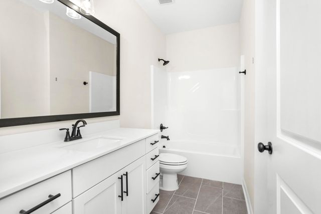 5031 Salient Dr, Spring Hill, TN 37174