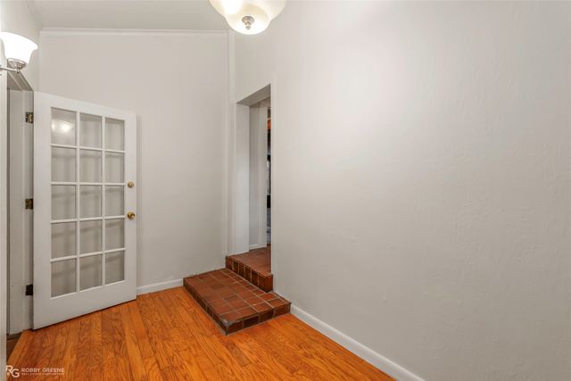 927 Boulevard Street, Shreveport, LA 71104