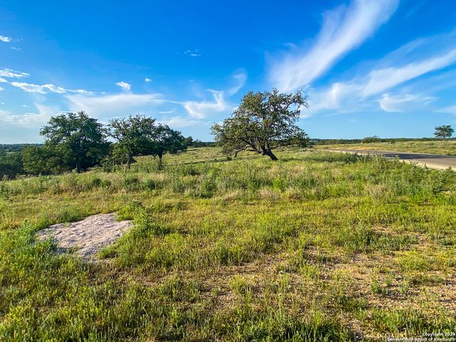 139 cattlemans crossing, Kerrville, TX 78028