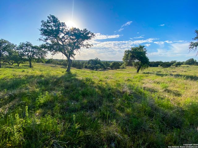 139 cattlemans crossing, Kerrville, TX 78028
