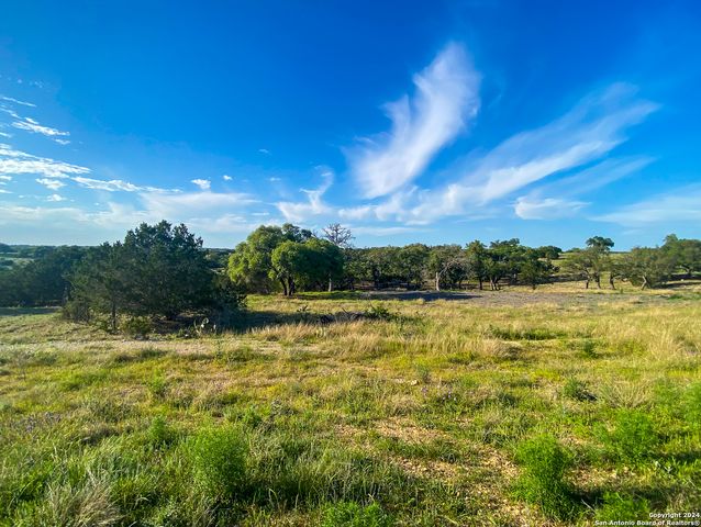 139 cattlemans crossing, Kerrville, TX 78028