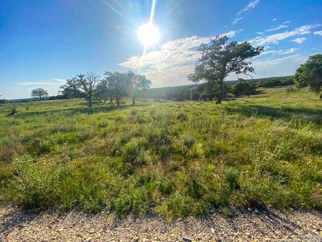 139 cattlemans crossing, Kerrville, TX 78028