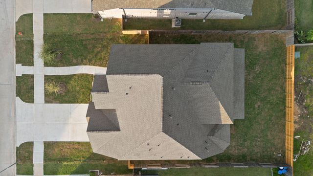 2027 Emerald Cove Drive, Richmond, TX 77469