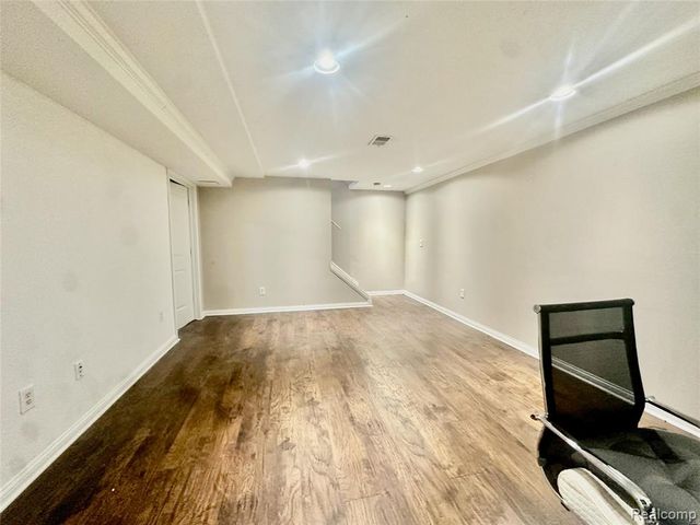 1306 Jay Street, Waterford, MI 48327