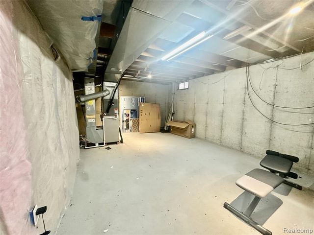 1306 Jay Street, Waterford, MI 48327