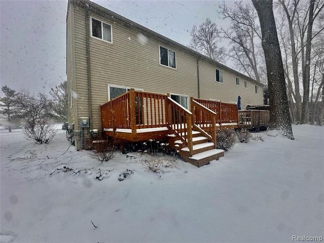 1306 Jay Street, Waterford, MI 48327