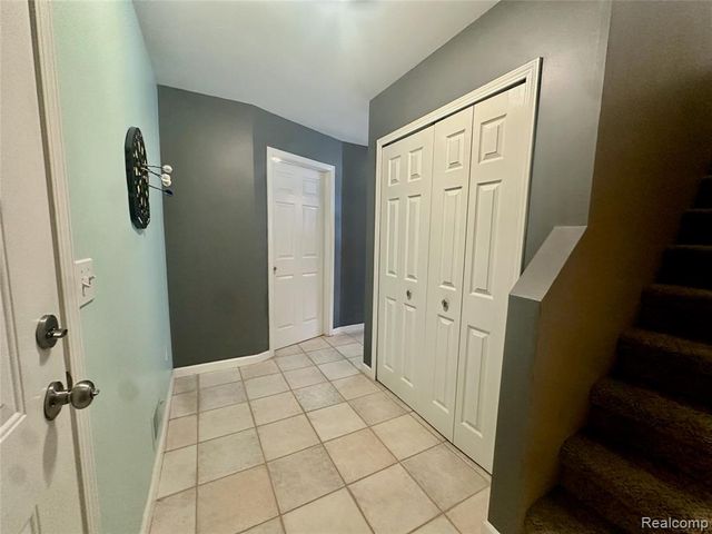 1306 Jay Street, Waterford, MI 48327