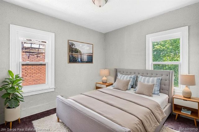 4249 Elmhurst Street, Detroit, MI 48204