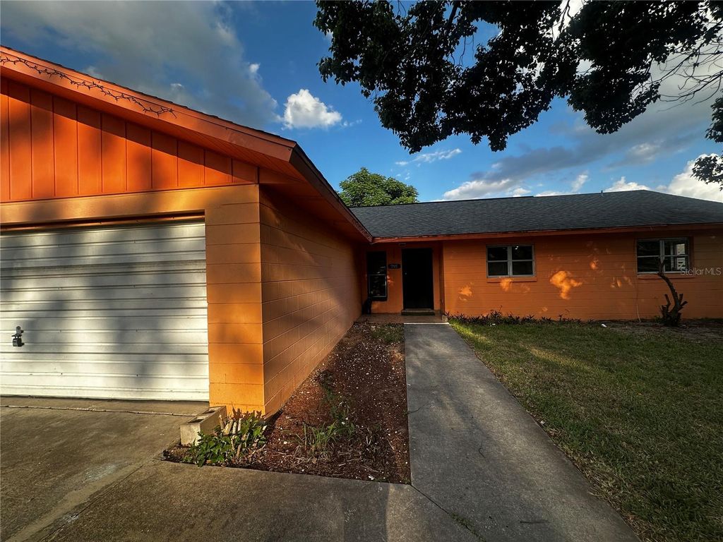 708 BAHIA CIRCLE, Ocala, FL 34472