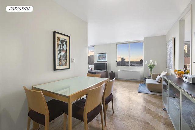 350 W 50th St Apt 10E, New York City, NY 10019