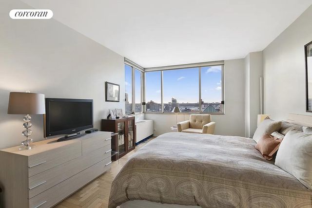 350 W 50th St Apt 10E, New York City, NY 10019