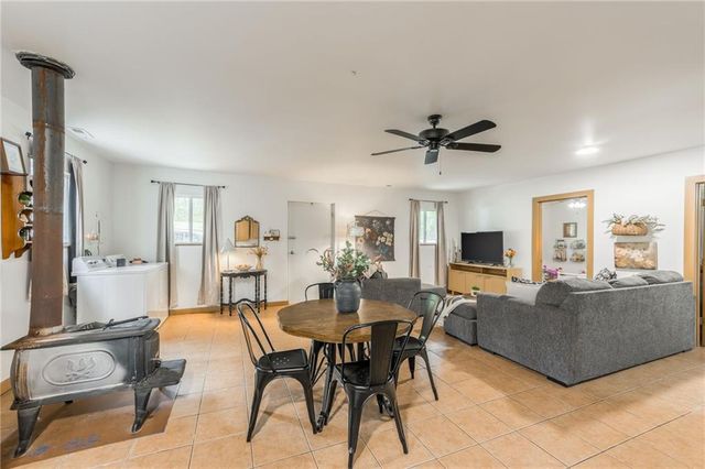 471 SE 1131 Road, Clinton, MO 64735