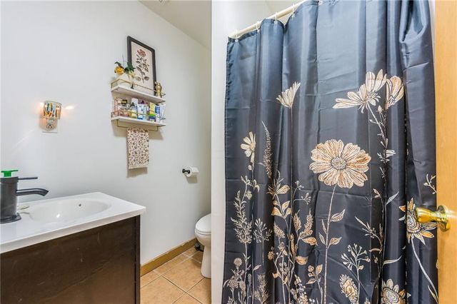 471 SE 1131 Road, Clinton, MO 64735