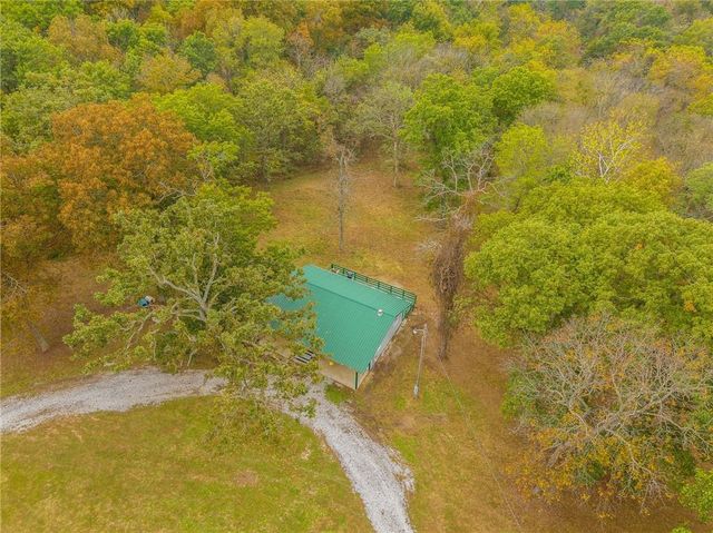 471 SE 1131 Road, Clinton, MO 64735