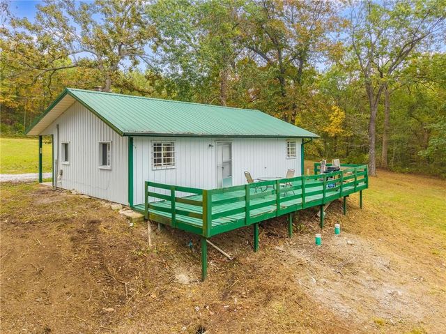 471 SE 1131 Road, Clinton, MO 64735