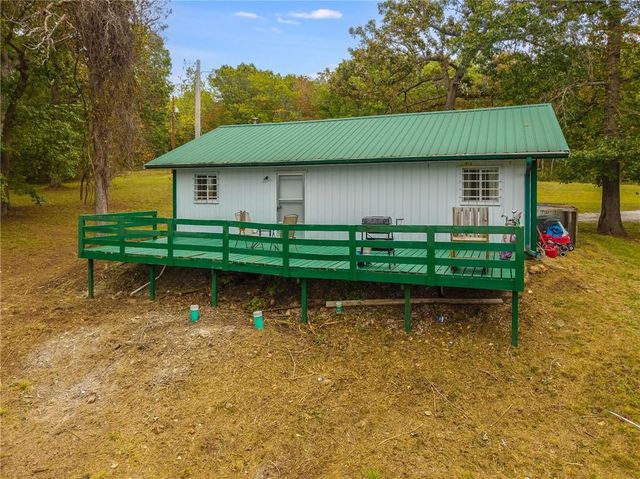 471 SE 1131 Road, Clinton, MO 64735