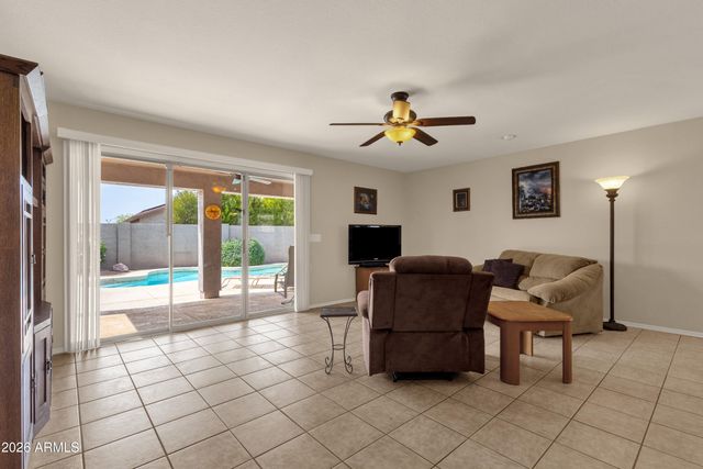 4507 E GATEWOOD Road, Phoenix, AZ 85050