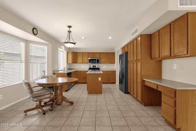 4507 E GATEWOOD Road, Phoenix, AZ 85050