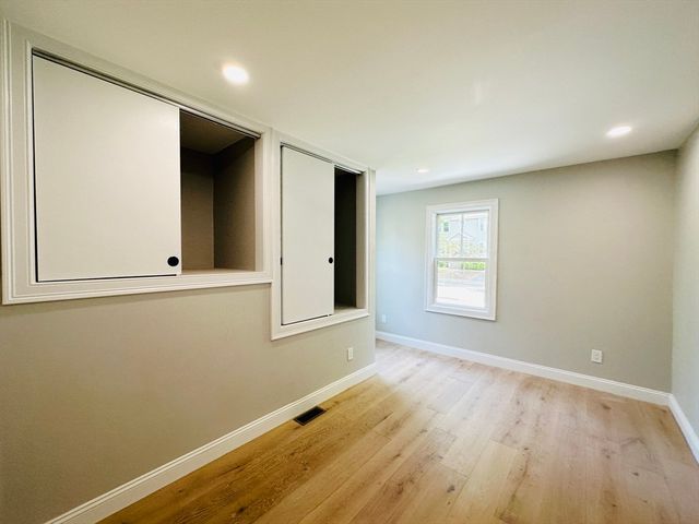 123 Oxford Road 123, Newton, MA 02459
