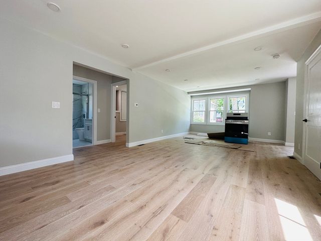 123 Oxford Road 123, Newton, MA 02459