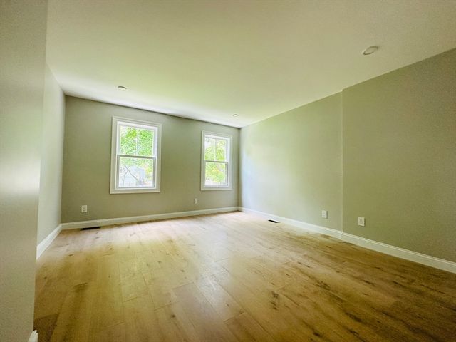 123 Oxford Road 123, Newton, MA 02459