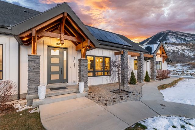 2613 S SPANISH OAKS DR, Spanish Fork, UT 84660