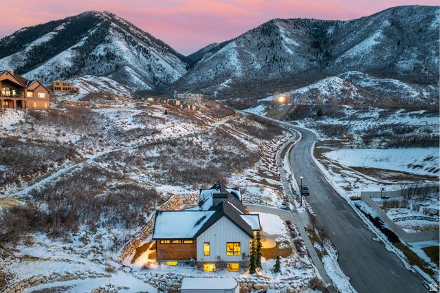 2613 S SPANISH OAKS DR, Spanish Fork, UT 84660