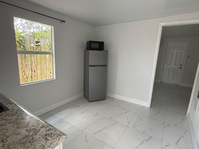 4904 Dillon Street C, Greenacres, FL 33463