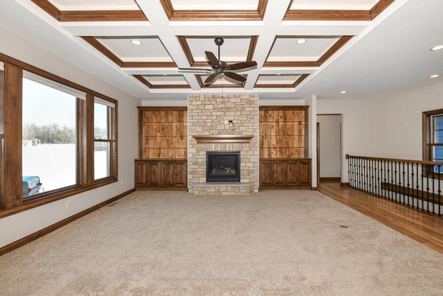 5125 Roamn WAY, Hartford, WI 53027
